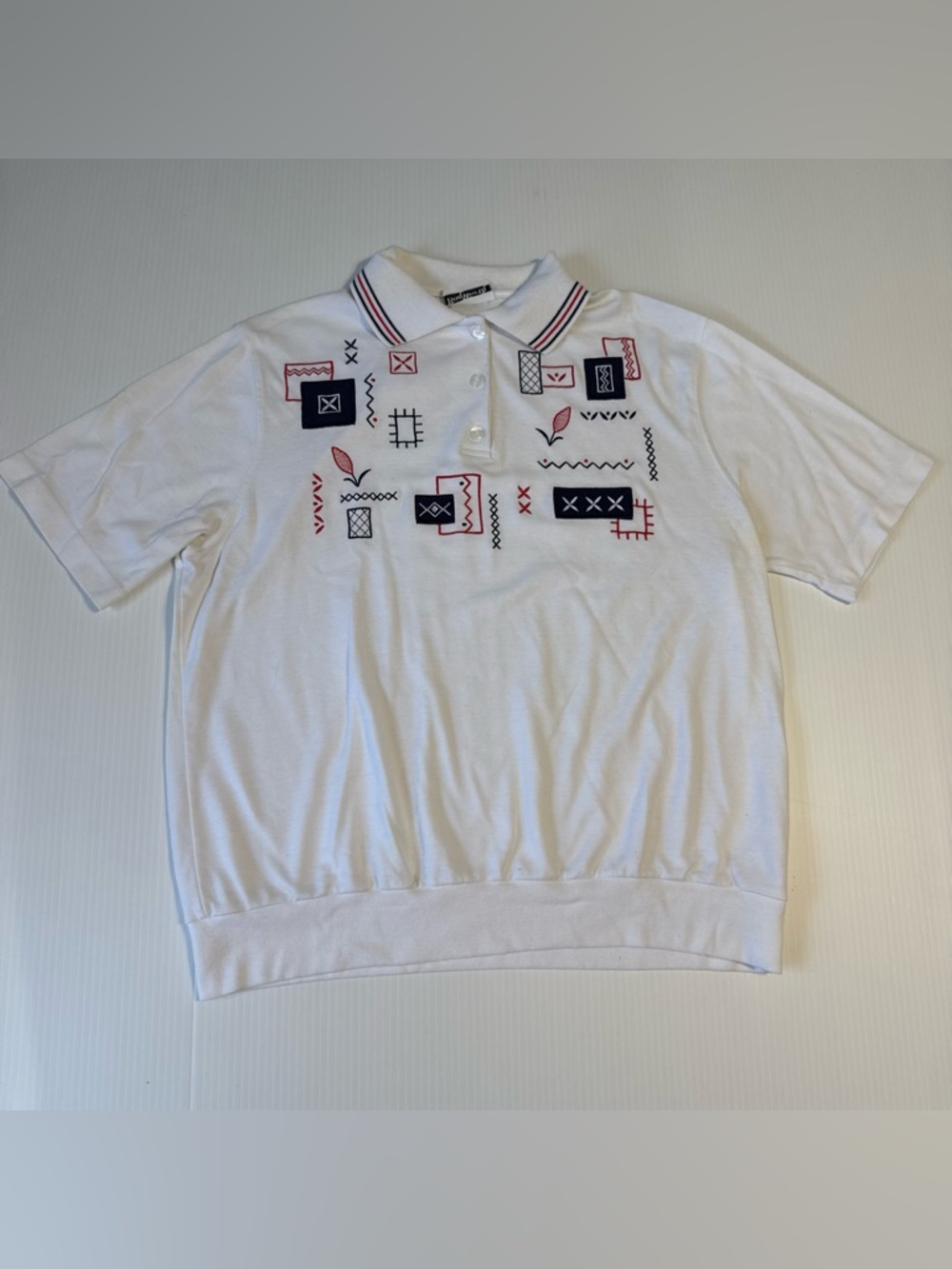 Vintage BonWorth Embroidered Polo Shirt Geometric Abstract Wear Retro Grandpa